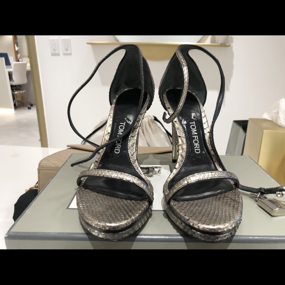 TOM FORD Women's 105mm Silver Lock Padlock Stiletto Sandals NIB